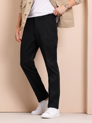 Mast & Harbour Relaxed Men Black Trousers