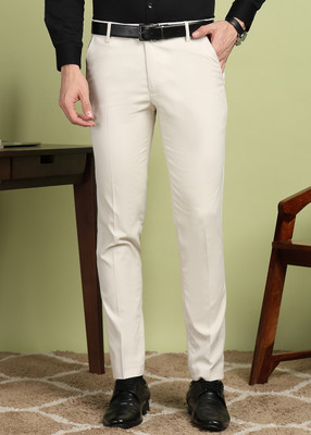 encore by INVICTUS Regular Fit Men Cream Trousers