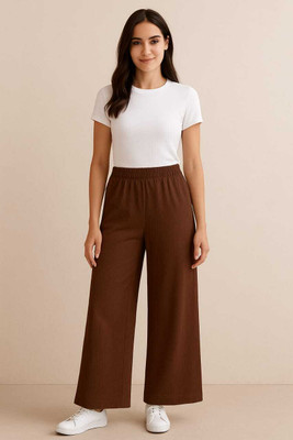 Sands Apparel Relaxed Women Green Trousers