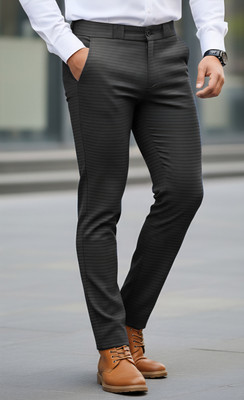 The Stanch Relaxed Men Black Trousers