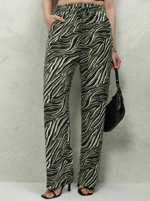 Tokyo Talkies Flared Women Green Trousers