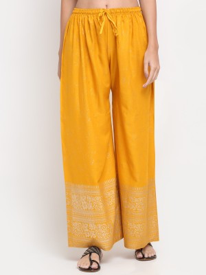 Trend Level Flared Women Yellow Trousers