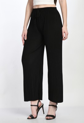 Absorbing Regular Fit Women Black Trousers