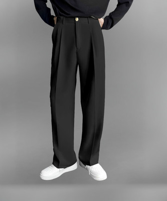 FTX Relaxed, Loose Fit Men Black Trousers
