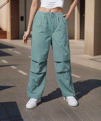 BEWAKOOF Relaxed Women Green Trousers