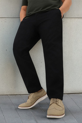 Urbano Plus Regular Fit Men Black Trousers