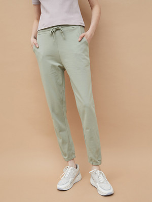 Fame Forever by Lifestyle Women Green Trousers