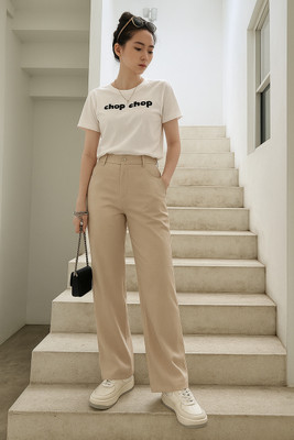 Avyola Straight Fit Women Cream Trousers