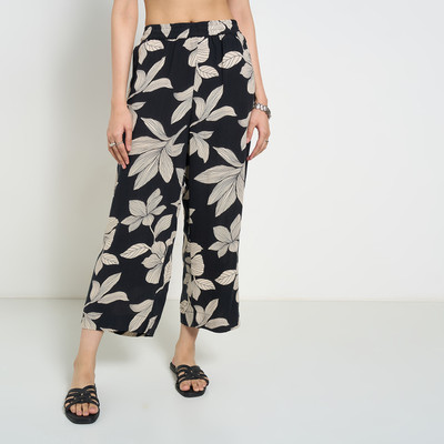 Rangmanch by Pantaloons Flared Women Black Trousers