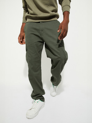 MAX URB_N Regular Fit Men Green Trousers