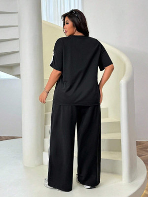 Dockstreet Loose Fit Women White, Black Trousers
