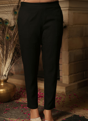 Aramya Comfort Fit Women Black Trousers