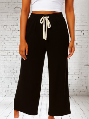 EpicDesigns Comfort Fit Women Black Trousers