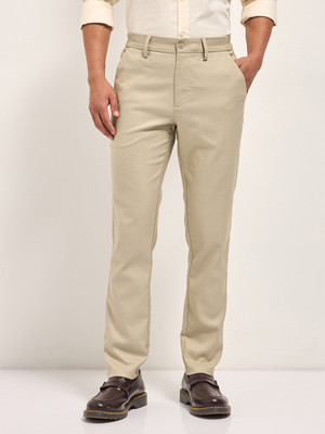THE BEAR HOUSE Slim Fit Men Cream Trousers