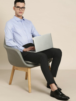 INVICTUS Slim Fit Men Black Trousers