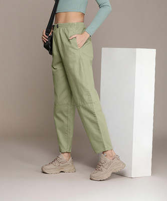 Roadster Regular Fit Women Green Trousers