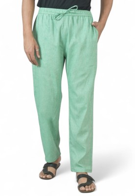 Qashida Relaxed Men Green Trousers