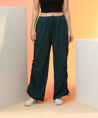 Globus Relaxed Women Green Trousers