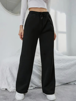 PERFETTE WOLLO Regular Fit Women Black Trousers