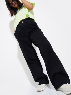 MAX URB_N Regular Fit Women Black Trousers