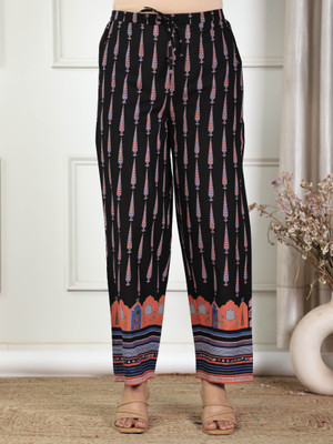 Aramya Comfort Fit Women Black Trousers