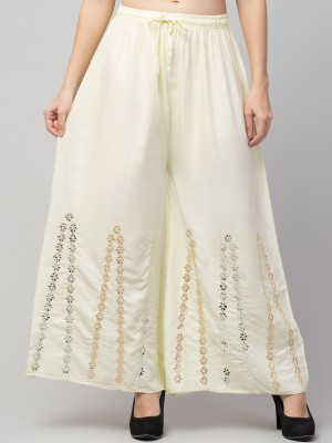 FamBee Flared Women Cream Trousers