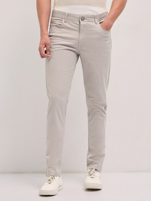 THE BEAR HOUSE Slim Fit Men Cream Trousers