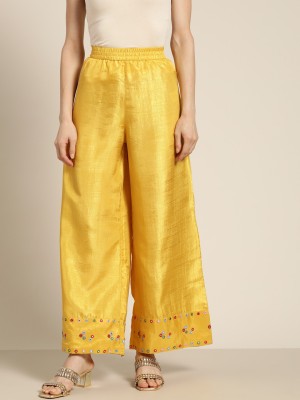 Shae by SASSAFRAS Relaxed Women Yellow Trousers