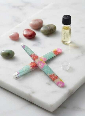Trendy Tweezer for Eyebrows