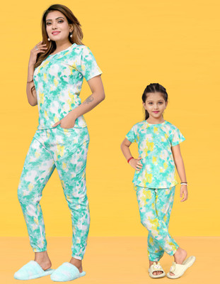 CROSSWOVEN FASHION Printed Mother & Daughter Ethnic Twinning Set