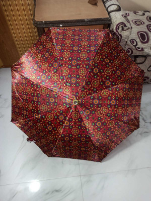 Kings Royal 2 Fold Maroon, Ethnic Mosaic Print, Windproof & Durable Umbrella(Multicolor)