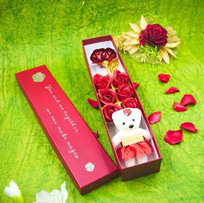 Mag Creation Soft Toy, Artificial Flower Gift Set