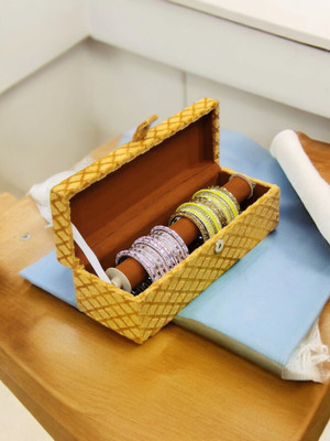 HK Hello Kiddies Premium Red Velvet Bangle Box Luxurious Storage for Your Precious Collection Special Vanity Box(Yellow)