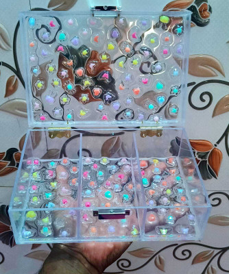 Zpari wears Crystal Makeup and Vanity Storage Multi Purpose Vanity Box(Transparent)