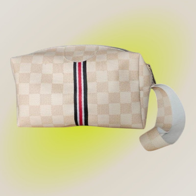 KARNI COSMOS Multipurpose Gucci beige vanity box- 39 Pouch