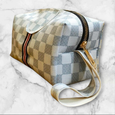 KARNI COSMOS Multipurpose Gucci grey vanity box- 70 Pouch