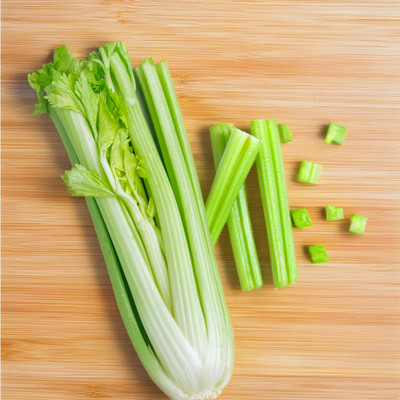 Celery(240 - 260 g)