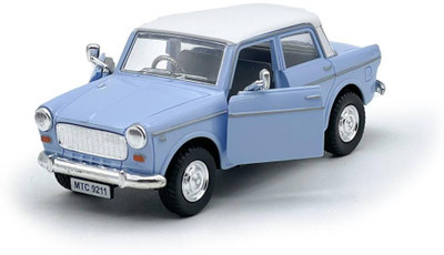 centy toys Queen 70's Classic (Door Openable)(Multicolor, Pack of: 1)