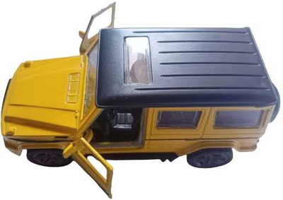 chakrika Die cast Metal Pull Back Vehicle| 1:32 Scale3 Doors Openable(Yellow, Pack of: 1)
