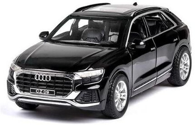 Pepstter Exclusive Alloy Metal Pull Back Die-cast Car Scale Model Audi Q8 1:32(Black, Pack of: 1)