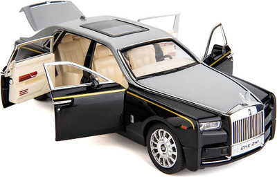 DUVEXA 1:24 Scale Die cast Metal Car Diecast Model Phantom silver(Silver Black, Pack of: 1)