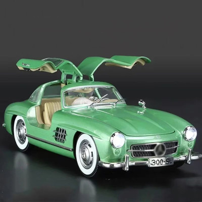 SKBD 1:24 Vintage Die-cast Car Metal Toy Car 300 SL grn SKD(Green, Pack of: 1)