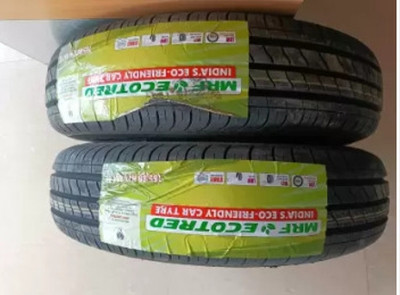 MRF 165/80R14 85T ECOTRED TUBELESS TYRE SET OF 2 TYRES 4 Wheeler Tyre(165/80R14, Tube Less)