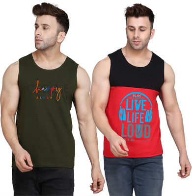 MINISTRY OF FRIENDS Printed, Colorblock Men Round Neck Black, Red, Dark Green T-Shirt