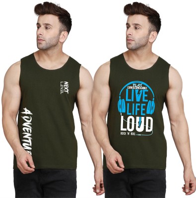 MINISTRY OF FRIENDS Printed Men Scoop Neck Dark Green T-Shirt