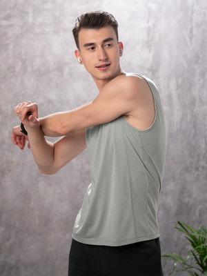Damensch Men Vest