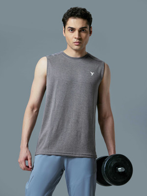 TECHNOSPORT Self Design Men Crew Neck Grey T-Shirt