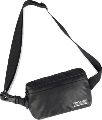 divulge HUBBLE Running Belt Waist pouch bag waist pouch bag to carry Mobile Phone 2 L Backpack(Black)