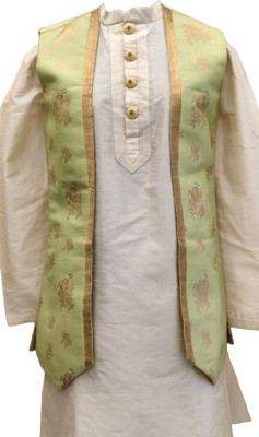 Desi Butik Embellished Men Waistcoat