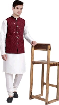 UNIQUE MOMENTS Embroidered Men Waistcoat